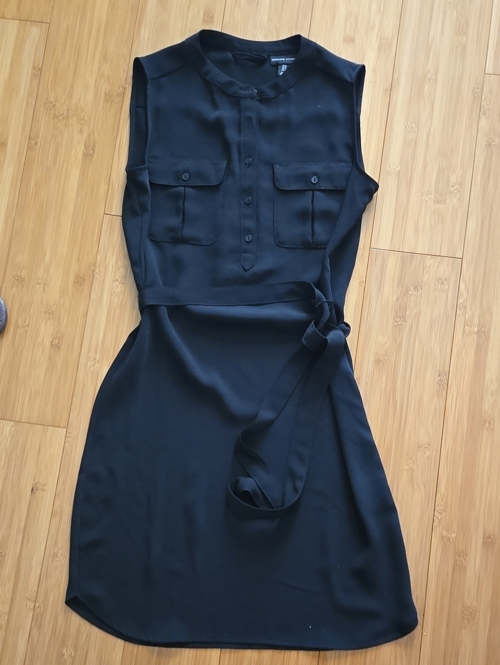 Adrienne Vittadini Black Sleeveless Shirt Dress - 0